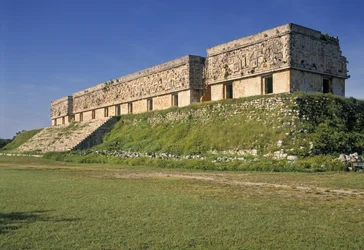 Der Gouverneurspalast